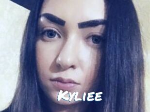 Kyliee_