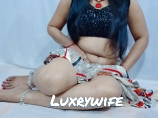 Luxrywife