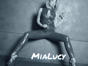 MiaLucy