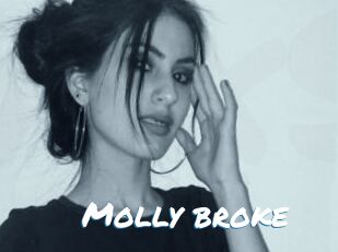 Molly_broke