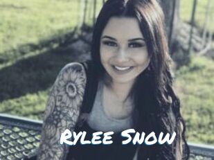 Rylee_Snow