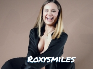 Roxysmiles