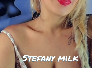 Stefany_milk