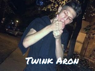 Twink_Aron