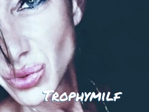 Trophymilf