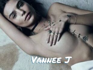 Vannee_J