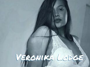 Veronika_Lodge